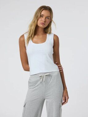 NWT Vuori Halo Essential Scoop Tank | Size Small | Color White